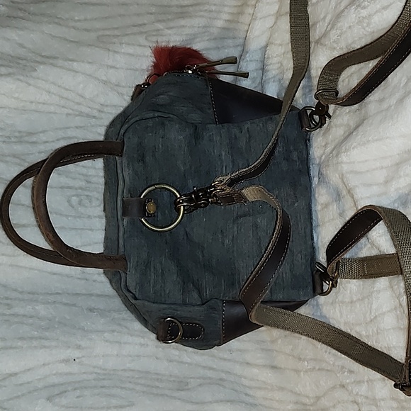 Selina Vaughan Studios backpack/crossbody - Picture 2 of 3